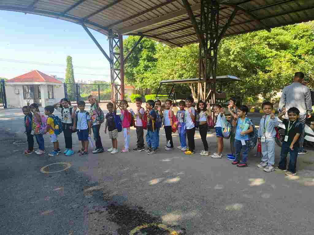 Plutus Visit of Class UKG